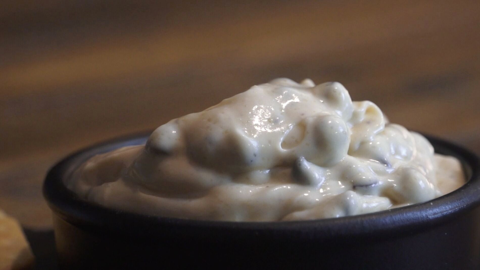 Aqui está la salsita de cookies con chocolate de Yumland.