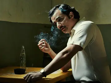 'Narcos' 'Narcos'