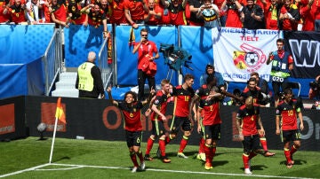 Bélgica celebra un gol