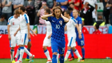 Luka Modric se retira lesionado en la Eurocopa