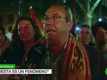 La afición celebra la victoria de España La afición celebra la victoria de España