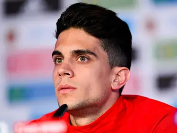 Marc Bartra, en la sala de prensa Marc Bartra, en la sala de prensa