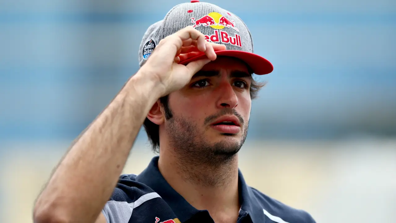 Sainz se coloca la gorra