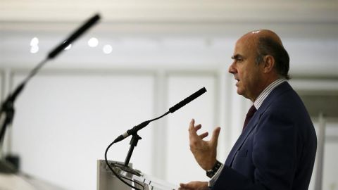 El ministro de Econom&iacute;a en funciones, Luis de Guindos