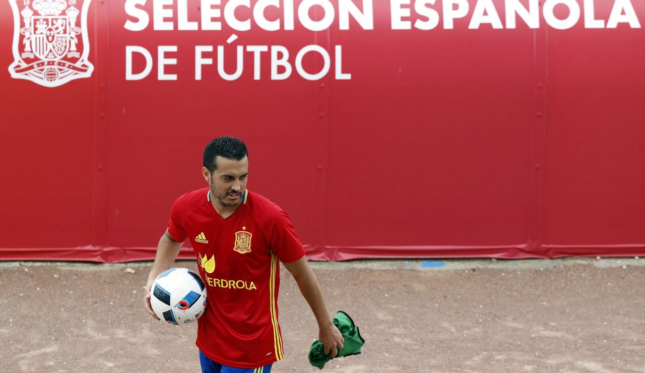 Pedro Rodríguez, en un entrenamiento de España en la Euro Pedro Rodríguez, en un entrenamiento de España en la Euro