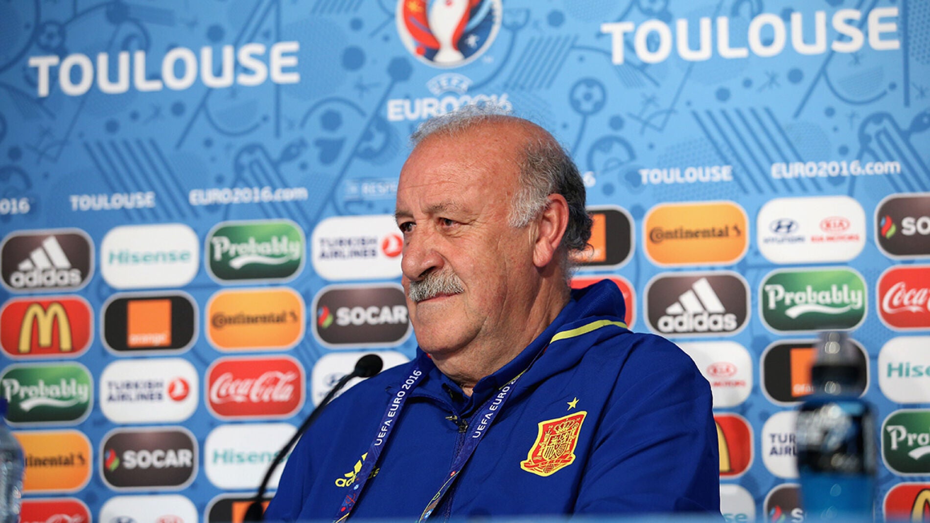 Vicente Del Bosque en di&aacute;logo con los medios de comunicaci&oacute;n en Toulouse