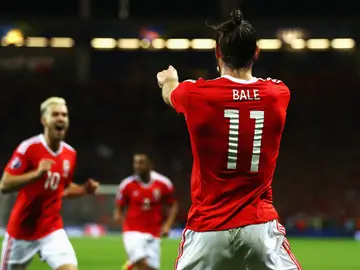 Gareth Bale celebra su gol ante Rusia, el tercero en la Euro Gareth Bale celebra su gol ante Rusia, el tercero en la Euro