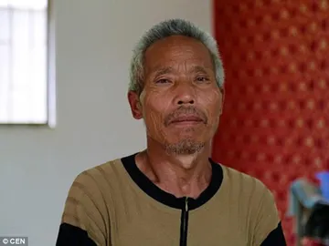 Ma Jixiang, dado por muerto en 2012, ha reaparecido en su pueblo natal. Ma Jixiang, dado por muerto en 2012, ha reaparecido en su pueblo natal.