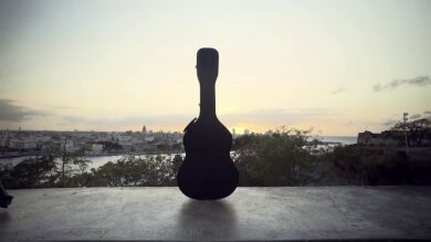 La última guitarra de Paco de Lucía recorre Iberoamérica para rendir homenaje a su dueño