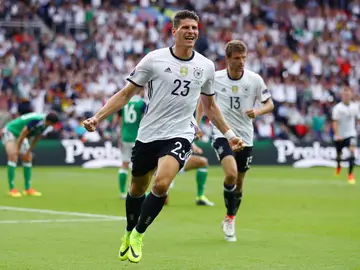 Mario Gómez celebra su gol contra Irlanda del Norte Mario Gómez celebra su gol contra Irlanda del Norte