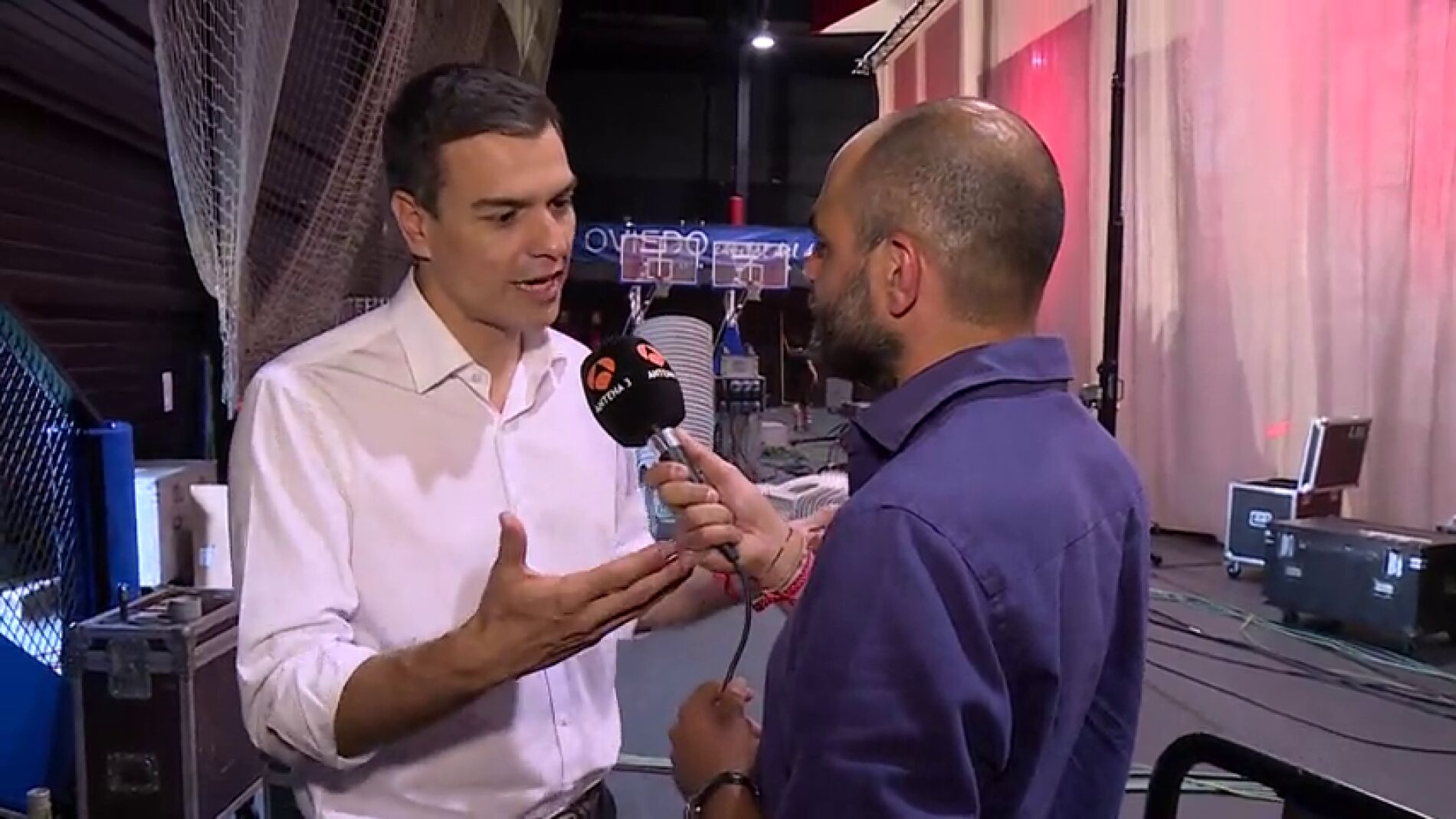 Frame 75.631114 de: El backstage de la campaña de Pedro Sánchez