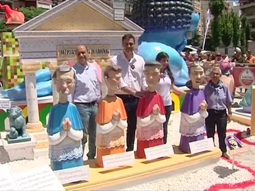 Frame 7.147307 de: Todos los candidatos se presentan como el voto útil en las provincias clave Frame 7.147307 de: Todos los candidatos se presentan como el voto útil en las provincias clave