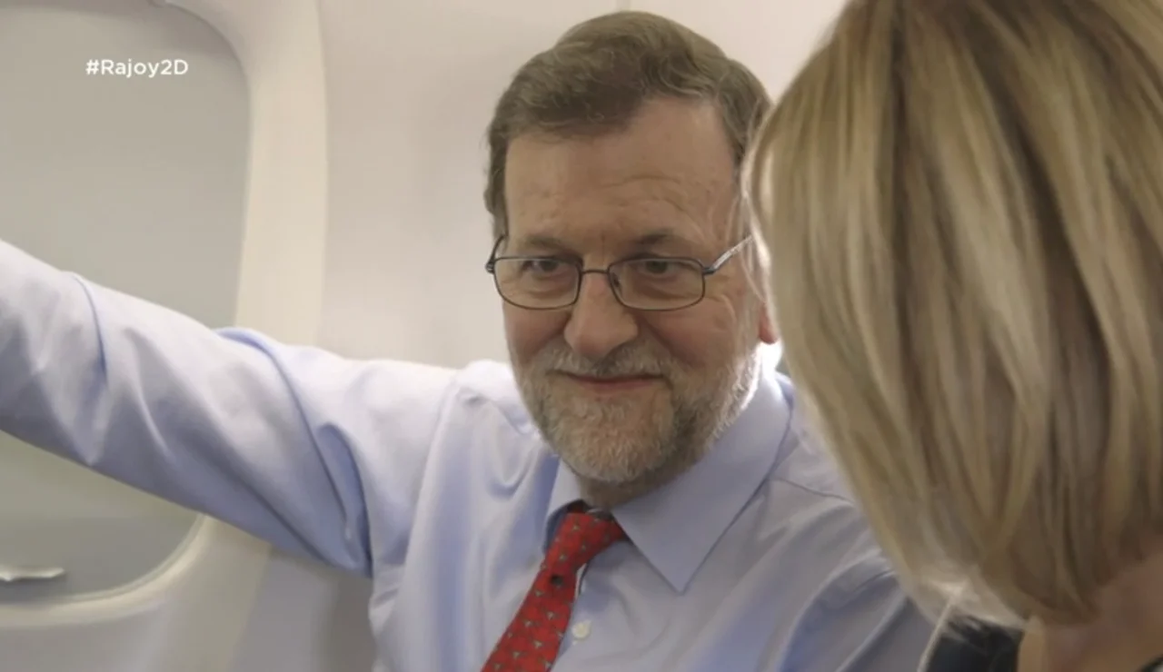 Frame 15.57042 de: ¿Necesita Mariano Rajoy sexo en campaña como Pablo Iglesias?