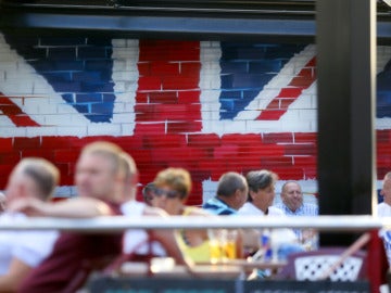 Ciudadanos británicos en lugar de ocio de la costa levantina Ciudadanos británicos en lugar de ocio de la costa levantina
