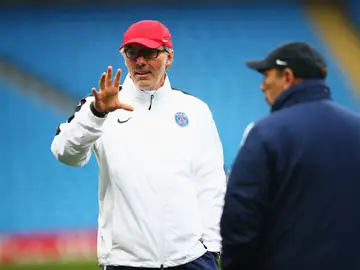 Laurent Blanc, en un entrenamiento del PSG Laurent Blanc, en un entrenamiento del PSG