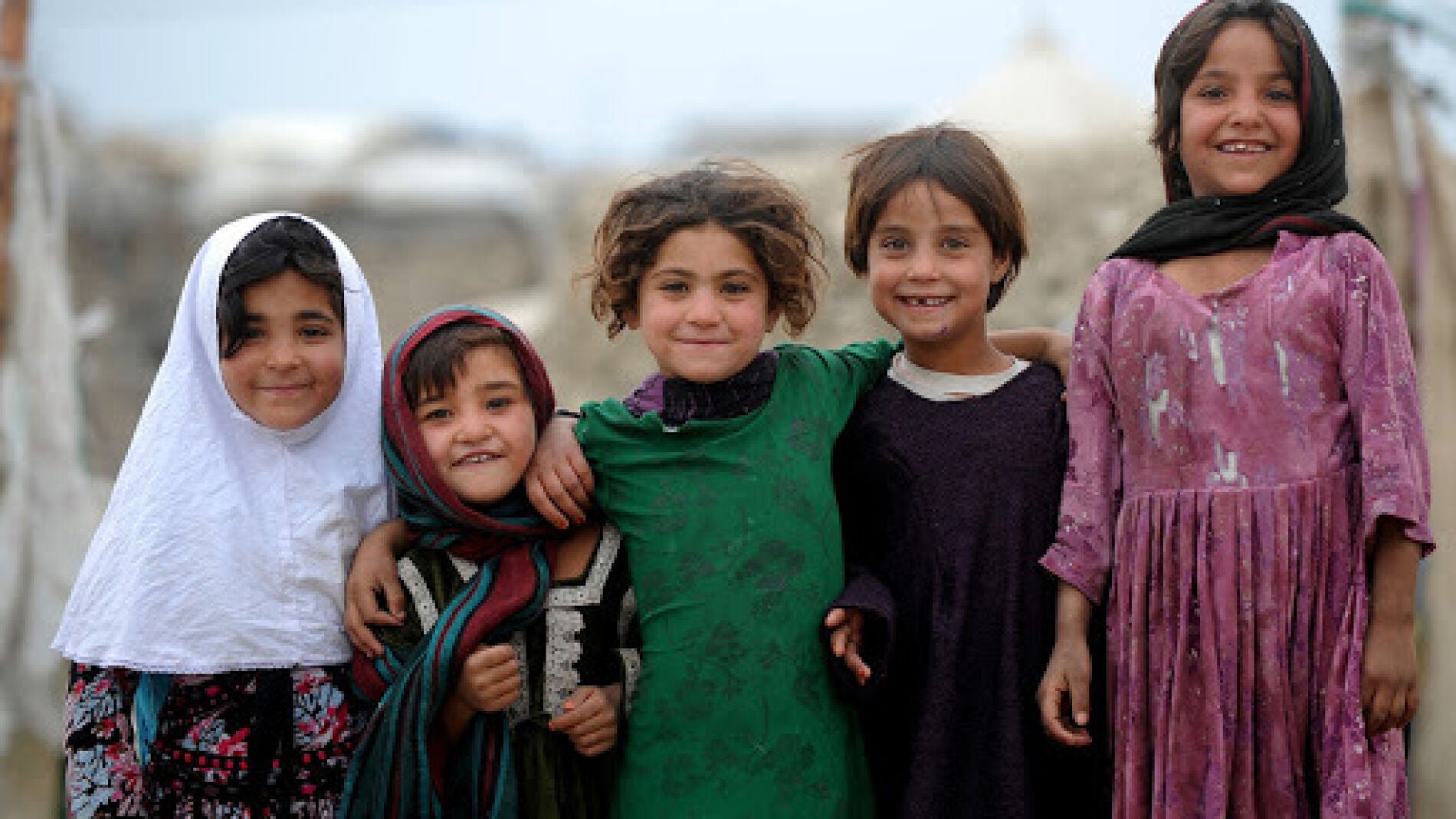 Un grupo de ni&ntilde;as afganas.