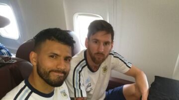 Leo Messi y Agüero