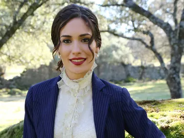 Camila Valdesalce de Dos Casas Camila Valdesalce de Dos Casas