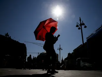El calor aprieta con fuerza El calor aprieta con fuerza