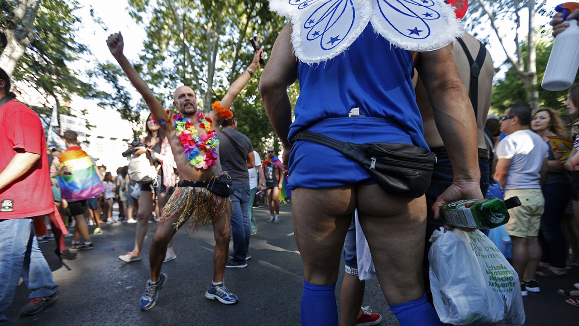 Asistentes a la marcha del Orgullo Gay en Madrid