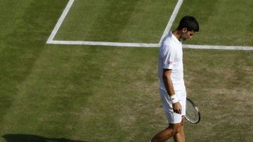 Djokovic, cabizbajo en Wimbledon