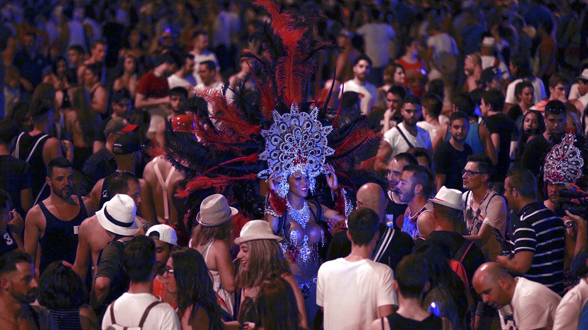 Ambiente en la Plaza de Colón Ambiente en la Plaza de Colón