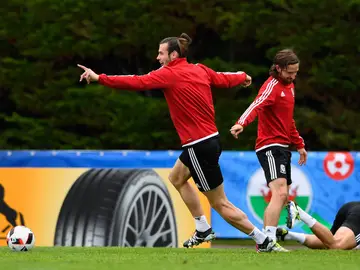 Gareth Bale, en el entrenamiento de Gales Gareth Bale, en el entrenamiento de Gales