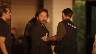 ¿Contará el embajador todo lo que sabe en el capítulo final de 'La Embajada'?