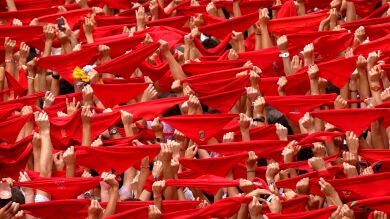 Diez curiosidades sobre el pañuelo rojo de San Fermín que no sabías