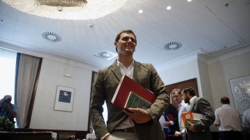 Albert Rivera ha entregado sus credenciales como diputado en el Congreso