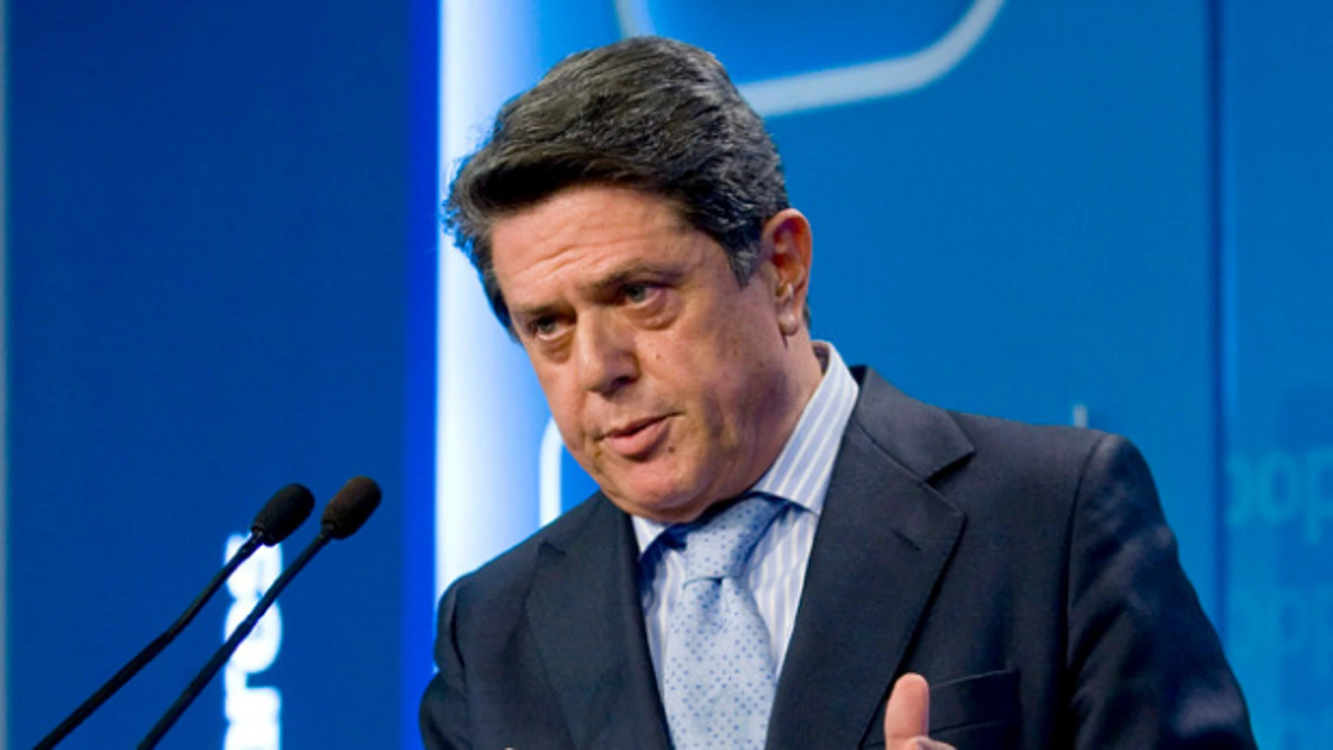 Federico Trillo, exministro de Defensa Federico Trillo, exministro de Defensa