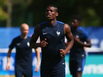 Paul Pogba, en un entrenamiento de la selección francesa Paul Pogba, en un entrenamiento de la selección francesa