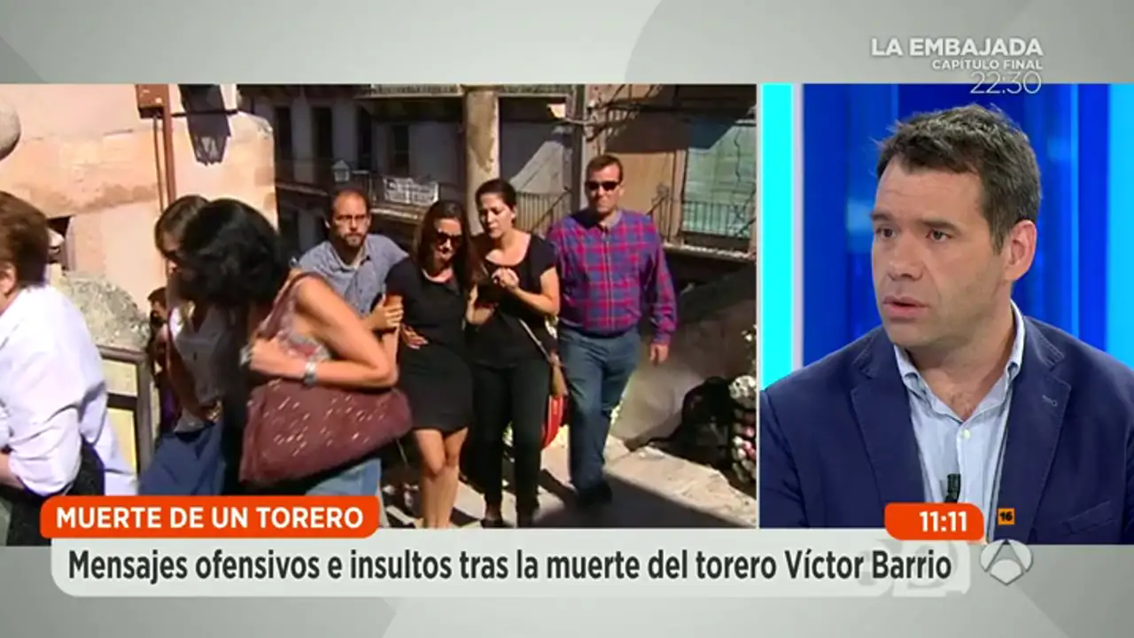 Rubén Amón recibe fuertes críticas por honrar la muerte del torero Víctor Barrio