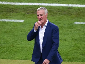 Deschamps, cariacontecido Deschamps, cariacontecido
