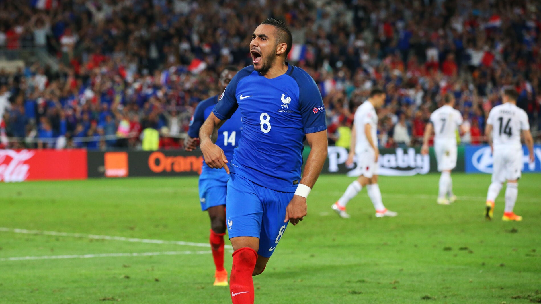 Payet celebrando un gol en la Eurocopa