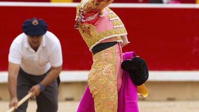 Una oreja para López Simón y otra para Talavante, que firmó el mejor toreo