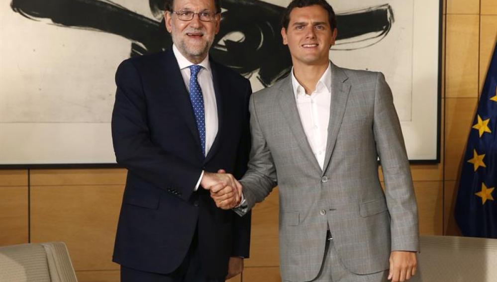 Rajoy y Rivera en su encuentro en el Congreso