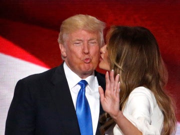 Donald Trump y su esposa