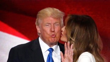 Donald Trump y su esposa