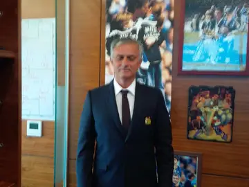 José Mourinho y la pizarra de la polémica José Mourinho y la pizarra de la polémica