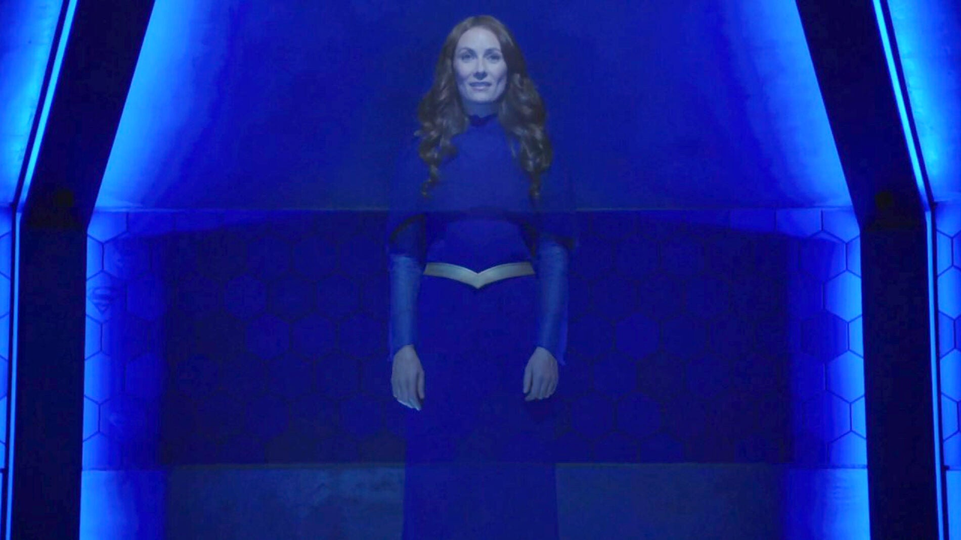 Kara se "reencuentra" con su madre