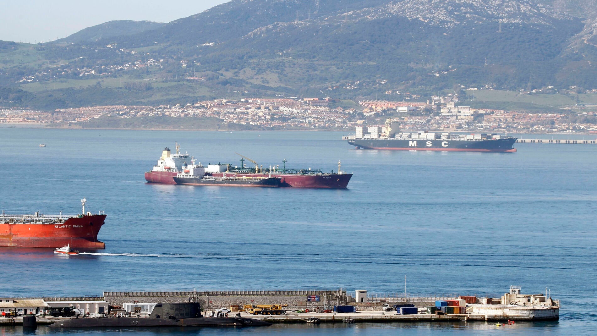 El submarino de propulsi&oacute;n nuclear, el 'HMS Ambush', perteneciente a la Royal Navy atracado en el puerto de Gibraltar.