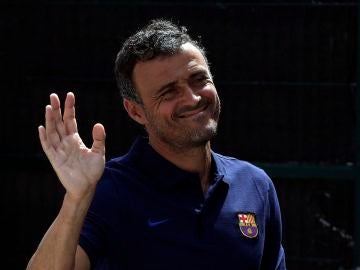 Luis Enrique saluda Luis Enrique saluda