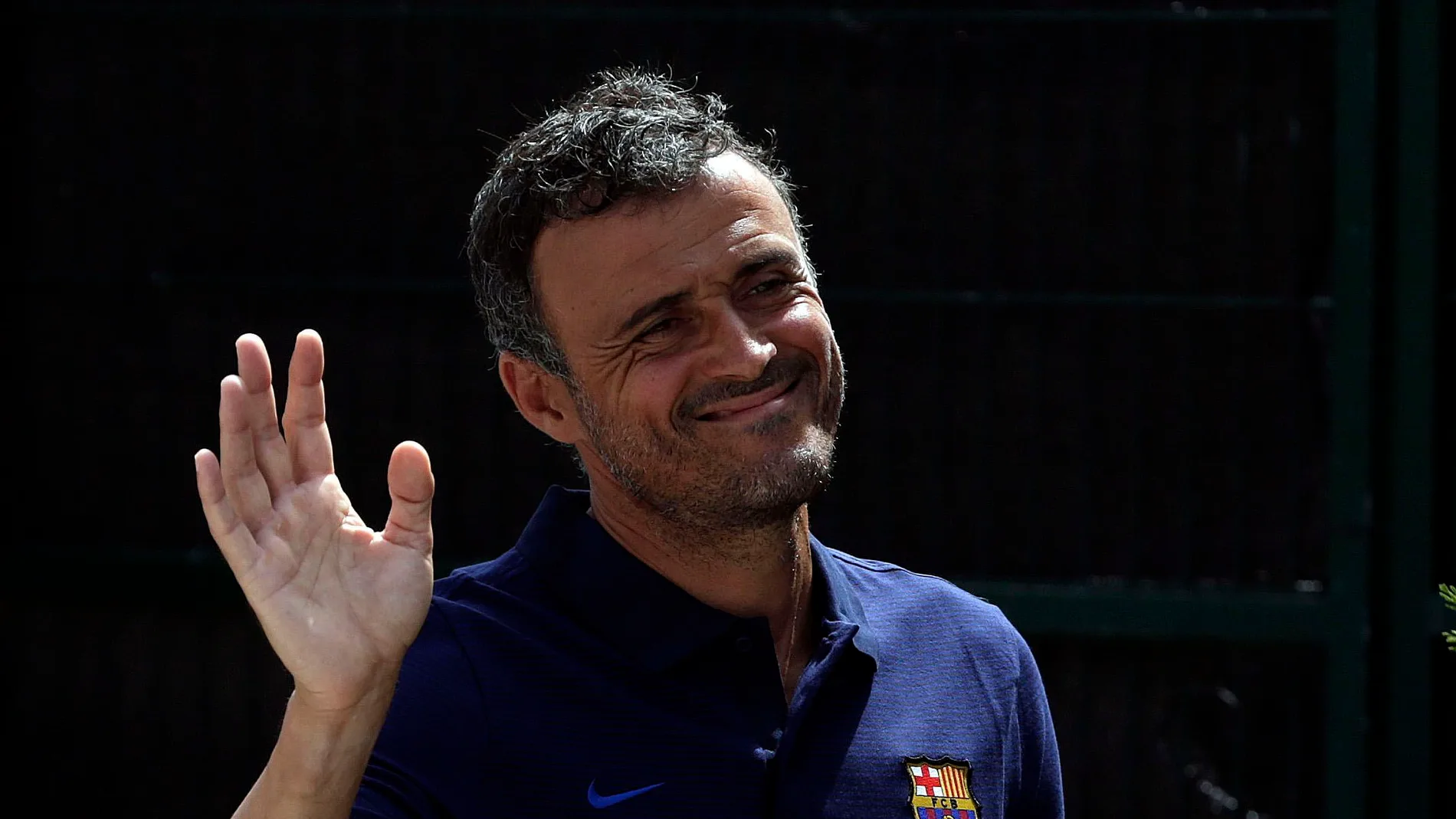 Luis Enrique saluda Luis Enrique saluda