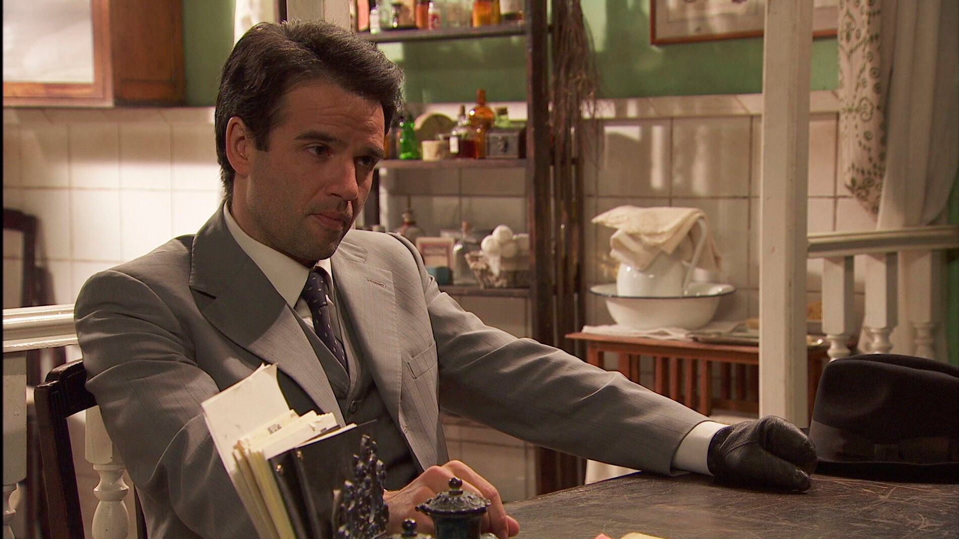 Carmelo investiga la historia de Filo