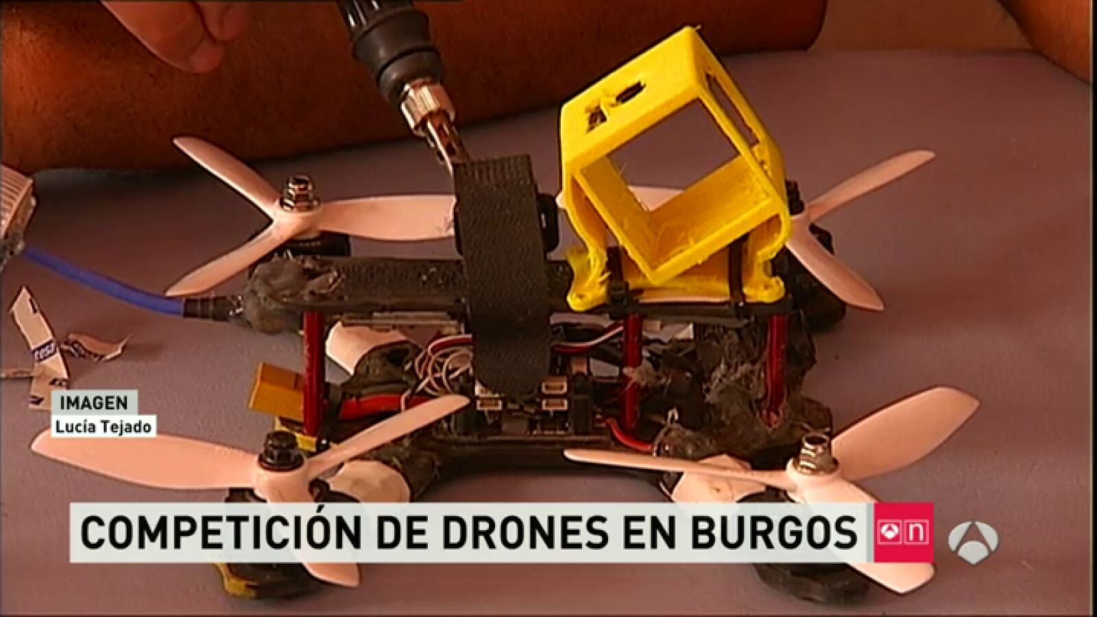 ¿Cómo se monta o se repara un dron?