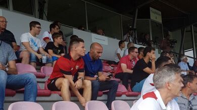 Gameiro se queda en la grada y apunta a salir del Sevilla