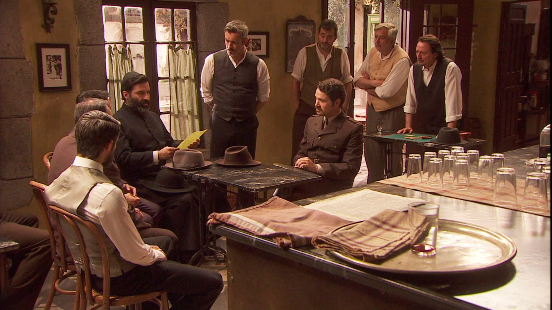 &iquest;Qu&eacute; trama el Intendente?