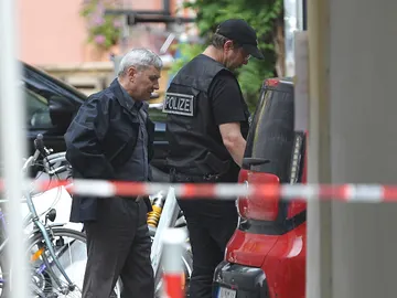 Dos policías en el lugar de la explosión en Ansbach Dos policías en el lugar de la explosión en Ansbach