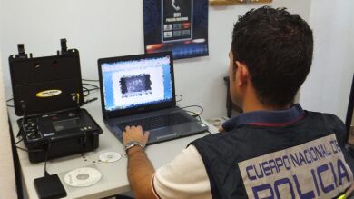 Seis detenidos, cuatro en Castellón y dos en Tarragona, por abusar sexualmente de un niño de 12 años y acumular más de 20 gigas de material pedófilo